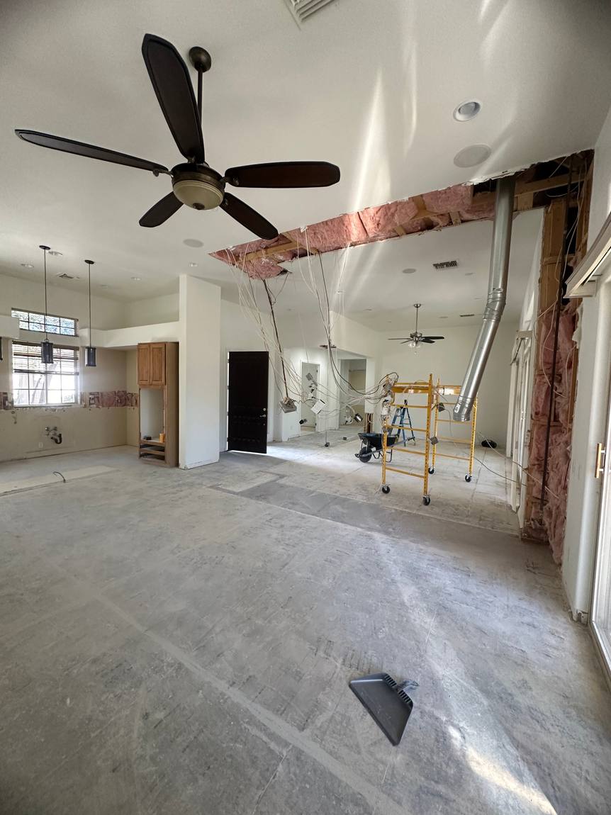 Open-Concept Great Room before remodel